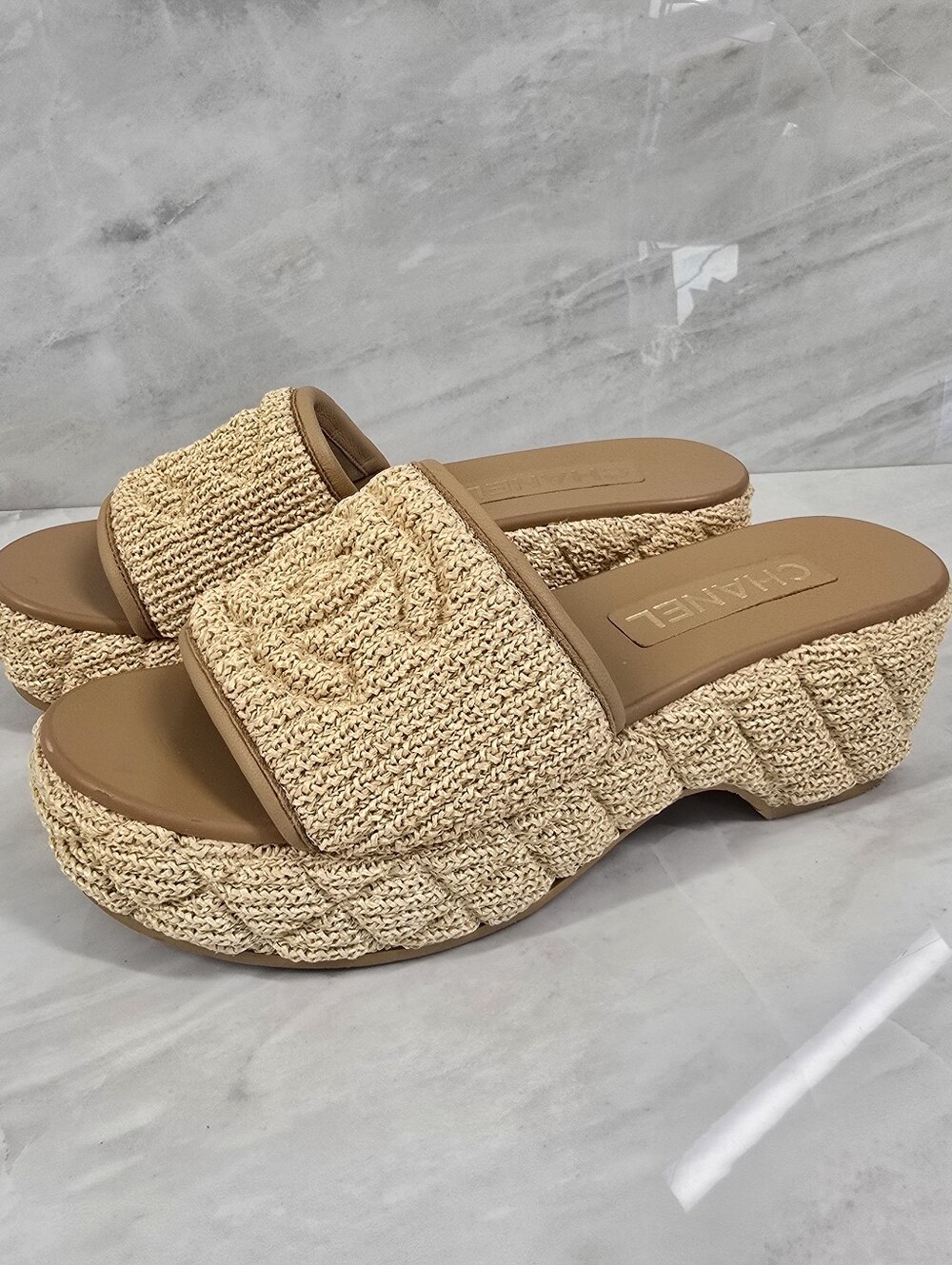 Chanel Raffia Sandals - Picture 4 of 12